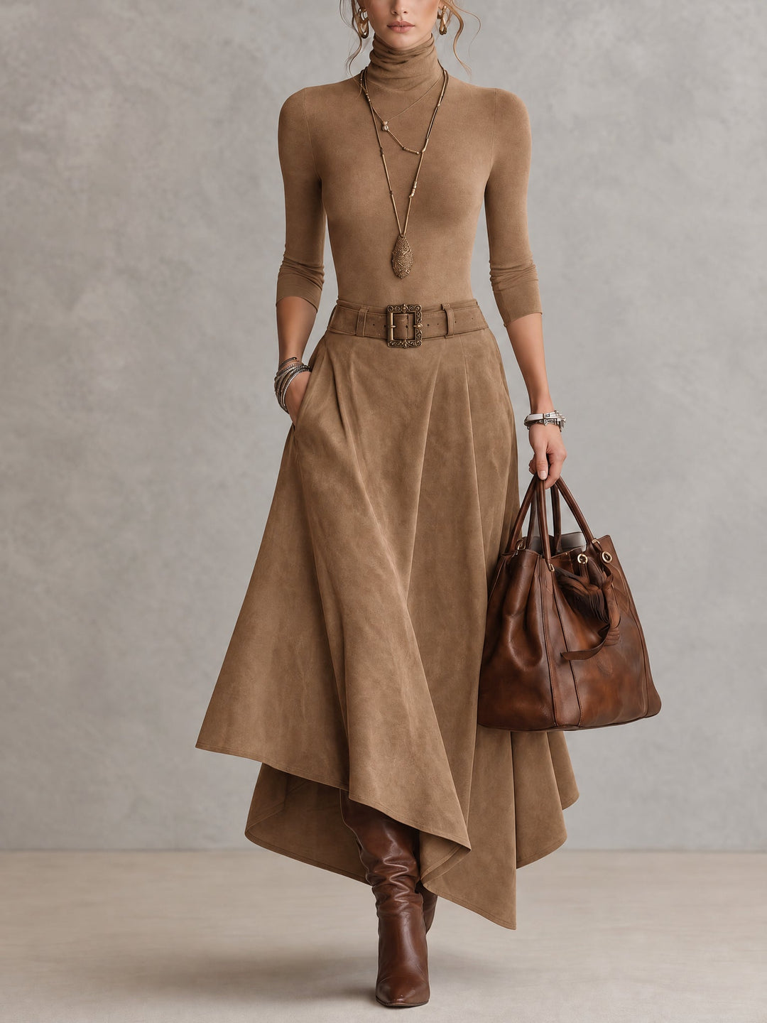 CELESTE | Completo Top Dolcevita in Maglia e Gonna Asimmetrica in Suedine