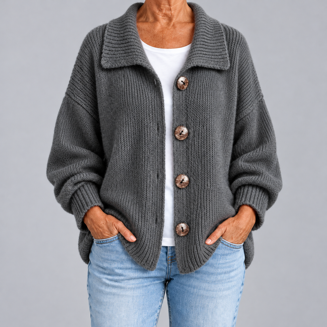 Chiara | Cardigan Oversize con Colletto e Bottoni