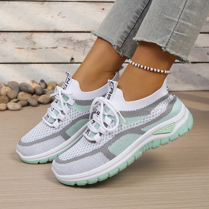 Suppria | Sneakers leggere, comode e traspiranti per donna