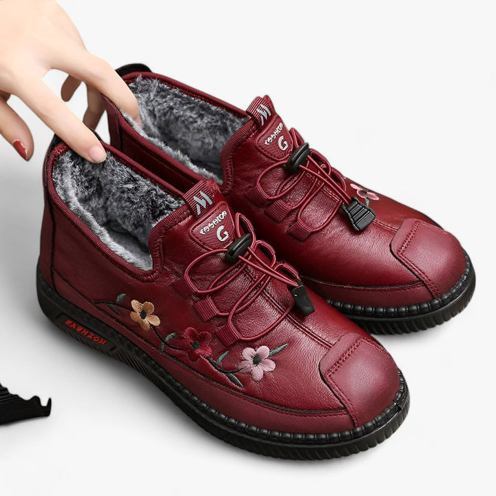 Inés™ | Pantofole in Pelle Foderate con Lacci Elastici
